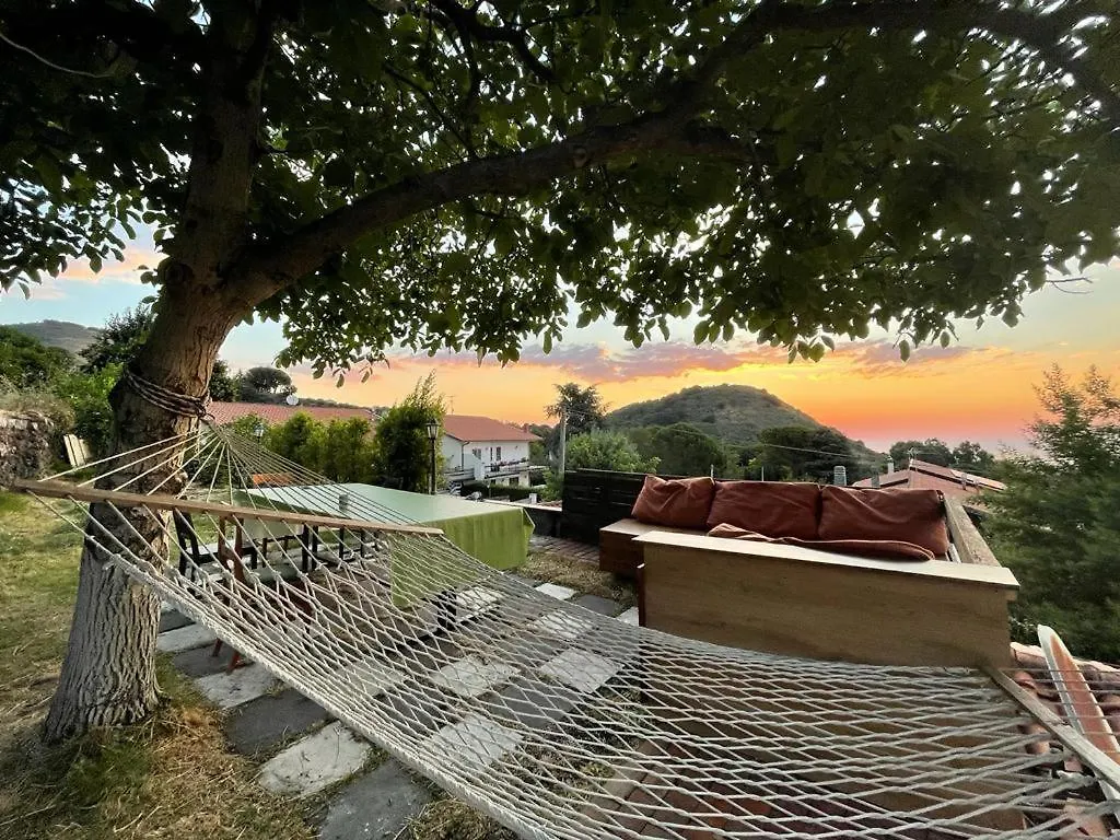 Villa Sicilian Sunrise Host Catania