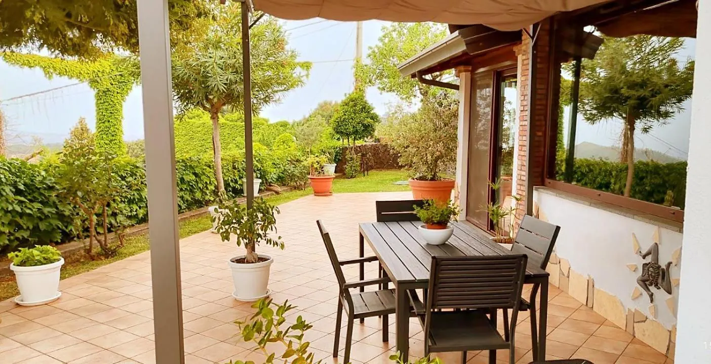 Villa Sicilian Sunrise Host Catania